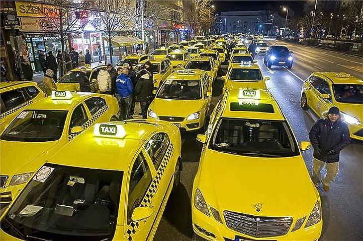 Elindul a hadjárat a taxis hiénák ellen