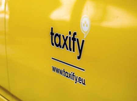 „Eldobós” cégekkel csalják az áfát a Taxify szolgáltató partnerei